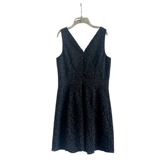 Loft Black Lace Overlay Cocktail Dress. Lined. LBD Size 8 NWT - Picture 7 of 14